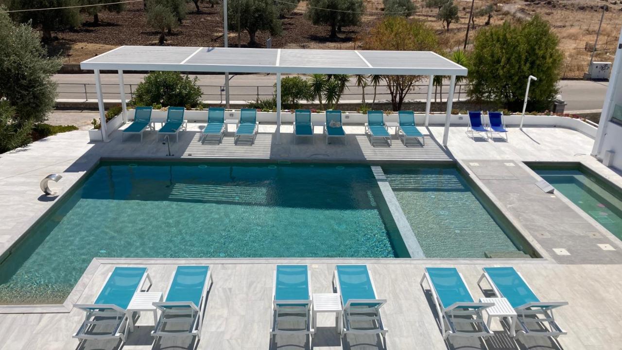Hotel Defkalion Pétra Extérieur photo